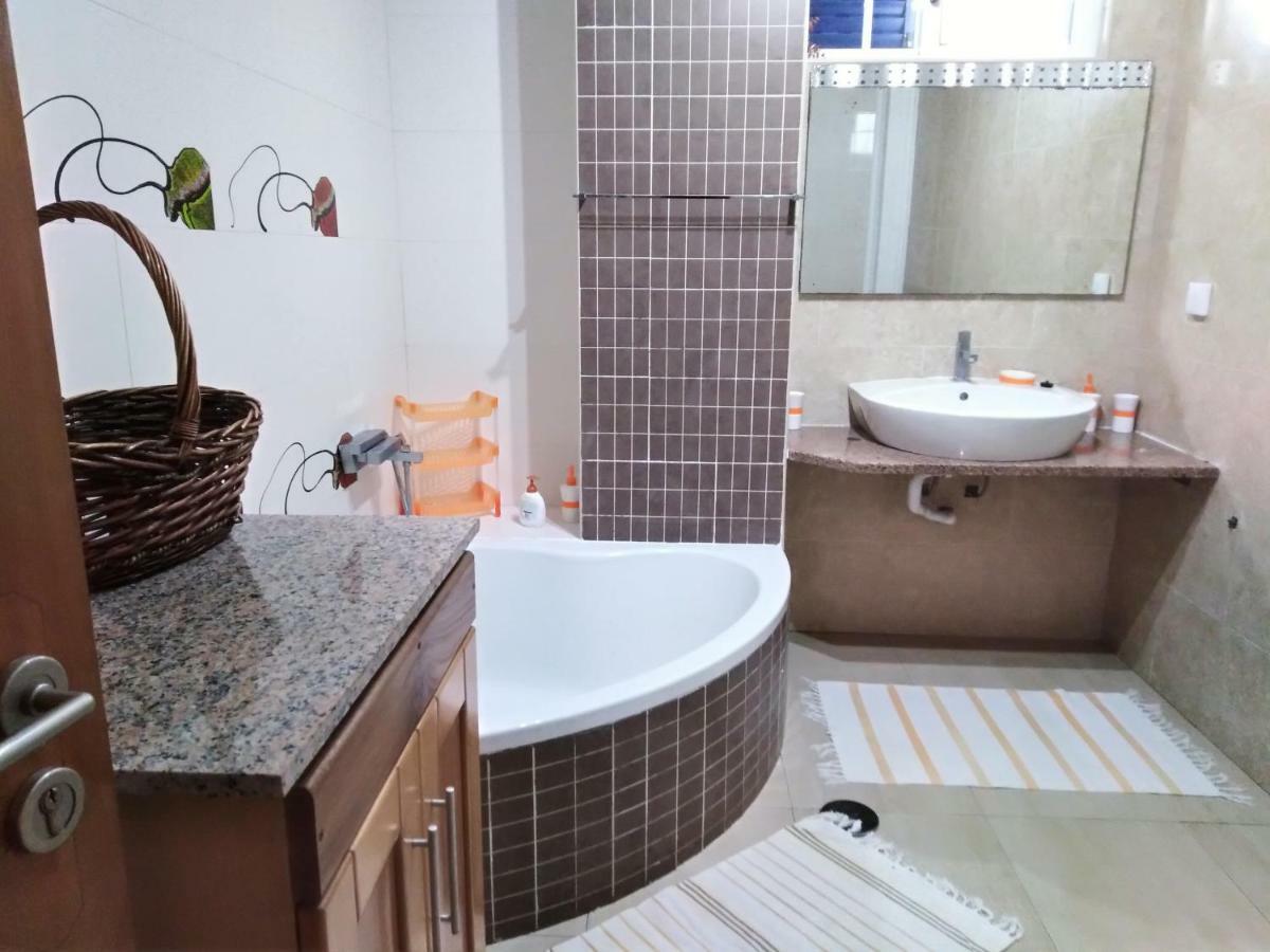 Guest House Host O Morro Castelo Branco  Экстерьер фото
